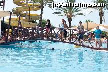 [P01] Un dans in jurul piscinei care se facea in fiecare dimineta la 10 » foto by dianitza
 - 
<span class="allrVoted glyphicon glyphicon-heart hidden" id="av235348"></span>
<a class="m-l-10 hidden" id="sv235348" onclick="voting_Foto_DelVot(,235348,190)" role="button">șterge vot <span class="glyphicon glyphicon-remove"></span></a>
<a id="v9235348" class=" c-red"  onclick="voting_Foto_SetVot(235348)" role="button"><span class="glyphicon glyphicon-heart-empty"></span> <b>LIKE</b> = Votează poza</a> <img class="hidden"  id="f235348W9" src="/imagini/loader.gif" border="0" /><span class="AjErrMes hidden" id="e235348ErM"></span>