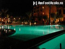 [P05] Piscina noaptea » foto by King Tut*
 - 
<span class="allrVoted glyphicon glyphicon-heart hidden" id="av6314"></span>
<a class="m-l-10 hidden" id="sv6314" onclick="voting_Foto_DelVot(,6314,1907)" role="button">șterge vot <span class="glyphicon glyphicon-remove"></span></a>
<a id="v96314" class=" c-red"  onclick="voting_Foto_SetVot(6314)" role="button"><span class="glyphicon glyphicon-heart-empty"></span> <b>LIKE</b> = Votează poza</a> <img class="hidden"  id="f6314W9" src="/imagini/loader.gif" border="0" /><span class="AjErrMes hidden" id="e6314ErM"></span>