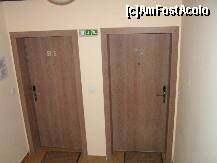 [P43] Pe hol intrarea in alte doua apartamente » foto by ionescunic
 - 
<span class="allrVoted glyphicon glyphicon-heart hidden" id="av269304"></span>
<a class="m-l-10 hidden" id="sv269304" onclick="voting_Foto_DelVot(,269304,2234)" role="button">șterge vot <span class="glyphicon glyphicon-remove"></span></a>
<a id="v9269304" class=" c-red"  onclick="voting_Foto_SetVot(269304)" role="button"><span class="glyphicon glyphicon-heart-empty"></span> <b>LIKE</b> = Votează poza</a> <img class="hidden"  id="f269304W9" src="/imagini/loader.gif" border="0" /><span class="AjErrMes hidden" id="e269304ErM"></span>