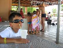 [P08] Savurand un suc cu gheata in barul piscinei. » foto by Yxanul
 - 
<span class="allrVoted glyphicon glyphicon-heart hidden" id="av90885"></span>
<a class="m-l-10 hidden" id="sv90885" onclick="voting_Foto_DelVot(,90885,2705)" role="button">șterge vot <span class="glyphicon glyphicon-remove"></span></a>
<a id="v990885" class=" c-red"  onclick="voting_Foto_SetVot(90885)" role="button"><span class="glyphicon glyphicon-heart-empty"></span> <b>LIKE</b> = Votează poza</a> <img class="hidden"  id="f90885W9" src="/imagini/loader.gif" border="0" /><span class="AjErrMes hidden" id="e90885ErM"></span>