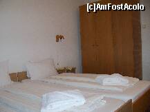 [P07] Hotel Piatra Arsa - camera in care ne-am cazat » foto by Lumis66
 - 
<span class="allrVoted glyphicon glyphicon-heart hidden" id="av274945"></span>
<a class="m-l-10 hidden" id="sv274945" onclick="voting_Foto_DelVot(,274945,2837)" role="button">șterge vot <span class="glyphicon glyphicon-remove"></span></a>
<a id="v9274945" class=" c-red"  onclick="voting_Foto_SetVot(274945)" role="button"><span class="glyphicon glyphicon-heart-empty"></span> <b>LIKE</b> = Votează poza</a> <img class="hidden"  id="f274945W9" src="/imagini/loader.gif" border="0" /><span class="AjErrMes hidden" id="e274945ErM"></span>