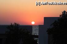 [P08] rasarit printre bungalowri » foto by frumusata
 - 
<span class="allrVoted glyphicon glyphicon-heart hidden" id="av13331"></span>
<a class="m-l-10 hidden" id="sv13331" onclick="voting_Foto_DelVot(,13331,2964)" role="button">șterge vot <span class="glyphicon glyphicon-remove"></span></a>
<a id="v913331" class=" c-red"  onclick="voting_Foto_SetVot(13331)" role="button"><span class="glyphicon glyphicon-heart-empty"></span> <b>LIKE</b> = Votează poza</a> <img class="hidden"  id="f13331W9" src="/imagini/loader.gif" border="0" /><span class="AjErrMes hidden" id="e13331ErM"></span>