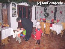 [P05] Fiind singurii ocupanti ai pensiunii, de Craciun am transformat restaurantul in loc de joaca pentru copii » foto by lizuk
 - 
<span class="allrVoted glyphicon glyphicon-heart hidden" id="av24048"></span>
<a class="m-l-10 hidden" id="sv24048" onclick="voting_Foto_DelVot(,24048,3700)" role="button">șterge vot <span class="glyphicon glyphicon-remove"></span></a>
<a id="v924048" class=" c-red"  onclick="voting_Foto_SetVot(24048)" role="button"><span class="glyphicon glyphicon-heart-empty"></span> <b>LIKE</b> = Votează poza</a> <img class="hidden"  id="f24048W9" src="/imagini/loader.gif" border="0" /><span class="AjErrMes hidden" id="e24048ErM"></span>