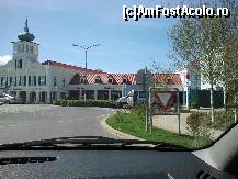 [P18] La Parndorf există şi o companie dedicată de taxi. » foto by creivean
 - 
<span class="allrVoted glyphicon glyphicon-heart hidden" id="av311631"></span>
<a class="m-l-10 hidden" id="sv311631" onclick="voting_Foto_DelVot(,311631,4022)" role="button">șterge vot <span class="glyphicon glyphicon-remove"></span></a>
<a id="v9311631" class=" c-red"  onclick="voting_Foto_SetVot(311631)" role="button"><span class="glyphicon glyphicon-heart-empty"></span> <b>LIKE</b> = Votează poza</a> <img class="hidden"  id="f311631W9" src="/imagini/loader.gif" border="0" /><span class="AjErrMes hidden" id="e311631ErM"></span>