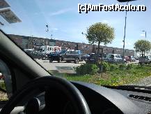 [P05] Noua clădire a outletului Parndorf, găzduieşte şi ea multe mărci de prestigiu. » foto by creivean
 - 
<span class="allrVoted glyphicon glyphicon-heart hidden" id="av311575"></span>
<a class="m-l-10 hidden" id="sv311575" onclick="voting_Foto_DelVot(,311575,4022)" role="button">șterge vot <span class="glyphicon glyphicon-remove"></span></a>
<a id="v9311575" class=" c-red"  onclick="voting_Foto_SetVot(311575)" role="button"><span class="glyphicon glyphicon-heart-empty"></span> <b>LIKE</b> = Votează poza</a> <img class="hidden"  id="f311575W9" src="/imagini/loader.gif" border="0" /><span class="AjErrMes hidden" id="e311575ErM"></span>