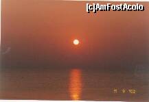 [P11] Rasaritul soarelui la paralia - poza din balcon, la 5 dimineata. » foto by presario
 - 
<span class="allrVoted glyphicon glyphicon-heart hidden" id="av136268"></span>
<a class="m-l-10 hidden" id="sv136268" onclick="voting_Foto_DelVot(,136268,4299)" role="button">șterge vot <span class="glyphicon glyphicon-remove"></span></a>
<a id="v9136268" class=" c-red"  onclick="voting_Foto_SetVot(136268)" role="button"><span class="glyphicon glyphicon-heart-empty"></span> <b>LIKE</b> = Votează poza</a> <img class="hidden"  id="f136268W9" src="/imagini/loader.gif" border="0" /><span class="AjErrMes hidden" id="e136268ErM"></span>