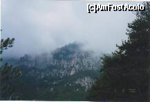 [P13] Muntele Olimp vazut din apropiere. » foto by presario
 - 
<span class="allrVoted glyphicon glyphicon-heart hidden" id="av136270"></span>
<a class="m-l-10 hidden" id="sv136270" onclick="voting_Foto_DelVot(,136270,4299)" role="button">șterge vot <span class="glyphicon glyphicon-remove"></span></a>
<a id="v9136270" class=" c-red"  onclick="voting_Foto_SetVot(136270)" role="button"><span class="glyphicon glyphicon-heart-empty"></span> <b>LIKE</b> = Votează poza</a> <img class="hidden"  id="f136270W9" src="/imagini/loader.gif" border="0" /><span class="AjErrMes hidden" id="e136270ErM"></span>