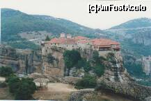 [P18] Una din manastirile de la Meteora. » foto by presario
 - 
<span class="allrVoted glyphicon glyphicon-heart hidden" id="av136275"></span>
<a class="m-l-10 hidden" id="sv136275" onclick="voting_Foto_DelVot(,136275,4299)" role="button">șterge vot <span class="glyphicon glyphicon-remove"></span></a>
<a id="v9136275" class=" c-red"  onclick="voting_Foto_SetVot(136275)" role="button"><span class="glyphicon glyphicon-heart-empty"></span> <b>LIKE</b> = Votează poza</a> <img class="hidden"  id="f136275W9" src="/imagini/loader.gif" border="0" /><span class="AjErrMes hidden" id="e136275ErM"></span>