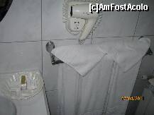 [P05] Prosoapele curate, uscatorul de par functional si dotarea cu 'maruntisurile' necesare: gel dus, sapun, etc. » foto by C.Todi
 - 
<span class="allrVoted glyphicon glyphicon-heart hidden" id="av203952"></span>
<a class="m-l-10 hidden" id="sv203952" onclick="voting_Foto_DelVot(,203952,687)" role="button">șterge vot <span class="glyphicon glyphicon-remove"></span></a>
<a id="v9203952" class=" c-red"  onclick="voting_Foto_SetVot(203952)" role="button"><span class="glyphicon glyphicon-heart-empty"></span> <b>LIKE</b> = Votează poza</a> <img class="hidden"  id="f203952W9" src="/imagini/loader.gif" border="0" /><span class="AjErrMes hidden" id="e203952ErM"></span>