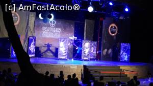 [P24] spectacol de seara » foto by viki68r
 - 
<span class="allrVoted glyphicon glyphicon-heart hidden" id="av1089271"></span>
<a class="m-l-10 hidden" id="sv1089271" onclick="voting_Foto_DelVot(,1089271,10)" role="button">șterge vot <span class="glyphicon glyphicon-remove"></span></a>
<a id="v91089271" class=" c-red"  onclick="voting_Foto_SetVot(1089271)" role="button"><span class="glyphicon glyphicon-heart-empty"></span> <b>LIKE</b> = Votează poza</a> <img class="hidden"  id="f1089271W9" src="/imagini/loader.gif" border="0" /><span class="AjErrMes hidden" id="e1089271ErM"></span>