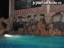 [P17] Tot cascada noaptea » foto by cristina65
 - 
<span class="allrVoted glyphicon glyphicon-heart hidden" id="av271908"></span>
<a class="m-l-10 hidden" id="sv271908" onclick="voting_Foto_DelVot(,271908,10)" role="button">șterge vot <span class="glyphicon glyphicon-remove"></span></a>
<a id="v9271908" class=" c-red"  onclick="voting_Foto_SetVot(271908)" role="button"><span class="glyphicon glyphicon-heart-empty"></span> <b>LIKE</b> = Votează poza</a> <img class="hidden"  id="f271908W9" src="/imagini/loader.gif" border="0" /><span class="AjErrMes hidden" id="e271908ErM"></span>