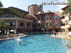 [P04] piscina » foto by claudiapausian
 - 
<span class="allrVoted glyphicon glyphicon-heart hidden" id="av436464"></span>
<a class="m-l-10 hidden" id="sv436464" onclick="voting_Foto_DelVot(,436464,10)" role="button">șterge vot <span class="glyphicon glyphicon-remove"></span></a>
<a id="v9436464" class=" c-red"  onclick="voting_Foto_SetVot(436464)" role="button"><span class="glyphicon glyphicon-heart-empty"></span> <b>LIKE</b> = Votează poza</a> <img class="hidden"  id="f436464W9" src="/imagini/loader.gif" border="0" /><span class="AjErrMes hidden" id="e436464ErM"></span>