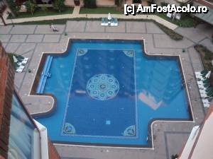 [P01] Silent pool » foto by Oanaaaaa
 - 
<span class="allrVoted glyphicon glyphicon-heart hidden" id="av443697"></span>
<a class="m-l-10 hidden" id="sv443697" onclick="voting_Foto_DelVot(,443697,10)" role="button">șterge vot <span class="glyphicon glyphicon-remove"></span></a>
<a id="v9443697" class=" c-red"  onclick="voting_Foto_SetVot(443697)" role="button"><span class="glyphicon glyphicon-heart-empty"></span> <b>LIKE</b> = Votează poza</a> <img class="hidden"  id="f443697W9" src="/imagini/loader.gif" border="0" /><span class="AjErrMes hidden" id="e443697ErM"></span>
