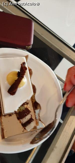 [P02] Prăjitură Patiseria Macrina ! » foto by moraru marian
 - 
<span class="allrVoted glyphicon glyphicon-heart hidden" id="av1248565"></span>
<a class="m-l-10 hidden" id="sv1248565" onclick="voting_Foto_DelVot(,1248565,10)" role="button">șterge vot <span class="glyphicon glyphicon-remove"></span></a>
<a id="v91248565" class=" c-red"  onclick="voting_Foto_SetVot(1248565)" role="button"><span class="glyphicon glyphicon-heart-empty"></span> <b>LIKE</b> = Votează poza</a> <img class="hidden"  id="f1248565W9" src="/imagini/loader.gif" border="0" /><span class="AjErrMes hidden" id="e1248565ErM"></span>