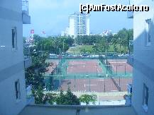 [P07] terenuri de tenis - nu apartineau hotelului. » foto by rocne
 - 
<span class="allrVoted glyphicon glyphicon-heart hidden" id="av105884"></span>
<a class="m-l-10 hidden" id="sv105884" onclick="voting_Foto_DelVot(,105884,160)" role="button">șterge vot <span class="glyphicon glyphicon-remove"></span></a>
<a id="v9105884" class=" c-red"  onclick="voting_Foto_SetVot(105884)" role="button"><span class="glyphicon glyphicon-heart-empty"></span> <b>LIKE</b> = Votează poza</a> <img class="hidden"  id="f105884W9" src="/imagini/loader.gif" border="0" /><span class="AjErrMes hidden" id="e105884ErM"></span>