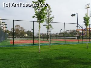 [P13] Delphin Be Grand - sunt 6 terenuri de tenis și un teren de fotbal, care au și nocturnă. Ziua erau gratis, pe nocturnă erau contra cost.  » foto by Cris
 - 
<span class="allrVoted glyphicon glyphicon-heart hidden" id="av851525"></span>
<a class="m-l-10 hidden" id="sv851525" onclick="voting_Foto_DelVot(,851525,175)" role="button">șterge vot <span class="glyphicon glyphicon-remove"></span></a>
<a id="v9851525" class=" c-red"  onclick="voting_Foto_SetVot(851525)" role="button"><span class="glyphicon glyphicon-heart-empty"></span> <b>LIKE</b> = Votează poza</a> <img class="hidden"  id="f851525W9" src="/imagini/loader.gif" border="0" /><span class="AjErrMes hidden" id="e851525ErM"></span>