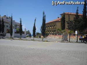 [P19] Vera Stone Palace drumul spre plaja, se traverseaza strada (putin circulata) si se coboara 200-300 m pe langa hotelul Alba Queen » foto by Andox
 - 
<span class="allrVoted glyphicon glyphicon-heart hidden" id="av507901"></span>
<a class="m-l-10 hidden" id="sv507901" onclick="voting_Foto_DelVot(,507901,188)" role="button">șterge vot <span class="glyphicon glyphicon-remove"></span></a>
<a id="v9507901" class=" c-red"  onclick="voting_Foto_SetVot(507901)" role="button"><span class="glyphicon glyphicon-heart-empty"></span> <b>LIKE</b> = Votează poza</a> <img class="hidden"  id="f507901W9" src="/imagini/loader.gif" border="0" /><span class="AjErrMes hidden" id="e507901ErM"></span>