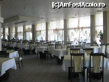 [P10] Sala de mese, mare, curata..ca la nunta! » foto by sunflower
 - 
<span class="allrVoted glyphicon glyphicon-heart hidden" id="av304776"></span>
<a class="m-l-10 hidden" id="sv304776" onclick="voting_Foto_DelVot(,304776,20)" role="button">șterge vot <span class="glyphicon glyphicon-remove"></span></a>
<a id="v9304776" class=" c-red"  onclick="voting_Foto_SetVot(304776)" role="button"><span class="glyphicon glyphicon-heart-empty"></span> <b>LIKE</b> = Votează poza</a> <img class="hidden"  id="f304776W9" src="/imagini/loader.gif" border="0" /><span class="AjErrMes hidden" id="e304776ErM"></span>