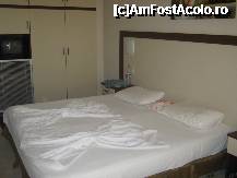 [P02] Hotel Batihan - o parte din camera » foto by sunflower
 - 
<span class="allrVoted glyphicon glyphicon-heart hidden" id="av304763"></span>
<a class="m-l-10 hidden" id="sv304763" onclick="voting_Foto_DelVot(,304763,20)" role="button">șterge vot <span class="glyphicon glyphicon-remove"></span></a>
<a id="v9304763" class=" c-red"  onclick="voting_Foto_SetVot(304763)" role="button"><span class="glyphicon glyphicon-heart-empty"></span> <b>LIKE</b> = Votează poza</a> <img class="hidden"  id="f304763W9" src="/imagini/loader.gif" border="0" /><span class="AjErrMes hidden" id="e304763ErM"></span>