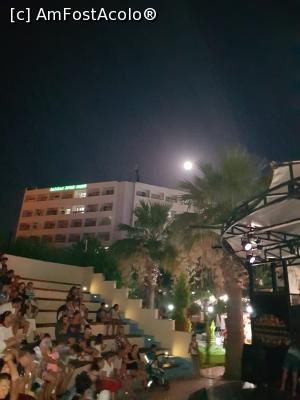 [P12] luna plina in luna iunie 2018 » foto by marival
 - 
<span class="allrVoted glyphicon glyphicon-heart hidden" id="av989292"></span>
<a class="m-l-10 hidden" id="sv989292" onclick="voting_Foto_DelVot(,989292,20)" role="button">șterge vot <span class="glyphicon glyphicon-remove"></span></a>
<a id="v9989292" class=" c-red"  onclick="voting_Foto_SetVot(989292)" role="button"><span class="glyphicon glyphicon-heart-empty"></span> <b>LIKE</b> = Votează poza</a> <img class="hidden"  id="f989292W9" src="/imagini/loader.gif" border="0" /><span class="AjErrMes hidden" id="e989292ErM"></span>