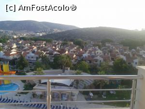 [P02] vedere balcon - hotel Batihan » foto by LuciM
 - 
<span class="allrVoted glyphicon glyphicon-heart hidden" id="av709608"></span>
<a class="m-l-10 hidden" id="sv709608" onclick="voting_Foto_DelVot(,709608,20)" role="button">șterge vot <span class="glyphicon glyphicon-remove"></span></a>
<a id="v9709608" class=" c-red"  onclick="voting_Foto_SetVot(709608)" role="button"><span class="glyphicon glyphicon-heart-empty"></span> <b>LIKE</b> = Votează poza</a> <img class="hidden"  id="f709608W9" src="/imagini/loader.gif" border="0" /><span class="AjErrMes hidden" id="e709608ErM"></span>