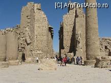 [P56] intrarea in templul din karnak » foto by macra dorina*
 - 
<span class="allrVoted glyphicon glyphicon-heart hidden" id="av95242"></span>
<a class="m-l-10 hidden" id="sv95242" onclick="voting_Foto_DelVot(,95242,30)" role="button">șterge vot <span class="glyphicon glyphicon-remove"></span></a>
<a id="v995242" class=" c-red"  onclick="voting_Foto_SetVot(95242)" role="button"><span class="glyphicon glyphicon-heart-empty"></span> <b>LIKE</b> = Votează poza</a> <img class="hidden"  id="f95242W9" src="/imagini/loader.gif" border="0" /><span class="AjErrMes hidden" id="e95242ErM"></span>