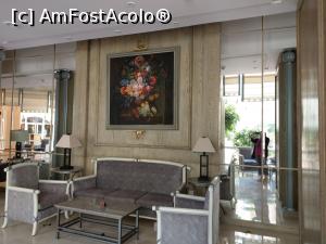[P15] Zone de relaxare în lobby-ul hotelului. » foto by maryka
 - 
<span class="allrVoted glyphicon glyphicon-heart hidden" id="av1221604"></span>
<a class="m-l-10 hidden" id="sv1221604" onclick="voting_Foto_DelVot(,1221604,31)" role="button">șterge vot <span class="glyphicon glyphicon-remove"></span></a>
<a id="v91221604" class=" c-red"  onclick="voting_Foto_SetVot(1221604)" role="button"><span class="glyphicon glyphicon-heart-empty"></span> <b>LIKE</b> = Votează poza</a> <img class="hidden"  id="f1221604W9" src="/imagini/loader.gif" border="0" /><span class="AjErrMes hidden" id="e1221604ErM"></span>