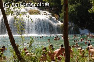 [P01] La baza cascadei puteţi face o baie pe cinste » foto by Maya_C
 - 
<span class="allrVoted glyphicon glyphicon-heart hidden" id="av722727"></span>
<a class="m-l-10 hidden" id="sv722727" onclick="voting_Foto_DelVot(,722727,413)" role="button">șterge vot <span class="glyphicon glyphicon-remove"></span></a>
<a id="v9722727" class=" c-red"  onclick="voting_Foto_SetVot(722727)" role="button"><span class="glyphicon glyphicon-heart-empty"></span> <b>LIKE</b> = Votează poza</a> <img class="hidden"  id="f722727W9" src="/imagini/loader.gif" border="0" /><span class="AjErrMes hidden" id="e722727ErM"></span>