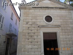 [P20] biserica Doamnei de Sănătate - intrarea » foto by zlatna
 - 
<span class="allrVoted glyphicon glyphicon-heart hidden" id="av915415"></span>
<a class="m-l-10 hidden" id="sv915415" onclick="voting_Foto_DelVot(,915415,414)" role="button">șterge vot <span class="glyphicon glyphicon-remove"></span></a>
<a id="v9915415" class=" c-red"  onclick="voting_Foto_SetVot(915415)" role="button"><span class="glyphicon glyphicon-heart-empty"></span> <b>LIKE</b> = Votează poza</a> <img class="hidden"  id="f915415W9" src="/imagini/loader.gif" border="0" /><span class="AjErrMes hidden" id="e915415ErM"></span>