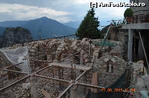 [P36] Totusi se reconstruieste.  » foto by fregata
 - 
<span class="allrVoted glyphicon glyphicon-heart hidden" id="av635406"></span>
<a class="m-l-10 hidden" id="sv635406" onclick="voting_Foto_DelVot(,635406,430)" role="button">șterge vot <span class="glyphicon glyphicon-remove"></span></a>
<a id="v9635406" class=" c-red"  onclick="voting_Foto_SetVot(635406)" role="button"><span class="glyphicon glyphicon-heart-empty"></span> <b>LIKE</b> = Votează poza</a> <img class="hidden"  id="f635406W9" src="/imagini/loader.gif" border="0" /><span class="AjErrMes hidden" id="e635406ErM"></span>