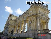 [P11] Palatul Schonbrunn, loc de resedinta a familiei de Habsburg » foto by zpedro*
 - 
<span class="allrVoted glyphicon glyphicon-heart hidden" id="av115396"></span>
<a class="m-l-10 hidden" id="sv115396" onclick="voting_Foto_DelVot(,115396,461)" role="button">șterge vot <span class="glyphicon glyphicon-remove"></span></a>
<a id="v9115396" class=" c-red"  onclick="voting_Foto_SetVot(115396)" role="button"><span class="glyphicon glyphicon-heart-empty"></span> <b>LIKE</b> = Votează poza</a> <img class="hidden"  id="f115396W9" src="/imagini/loader.gif" border="0" /><span class="AjErrMes hidden" id="e115396ErM"></span>