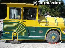 [P12] titi car de la palat » foto by zpedro*
 - 
<span class="allrVoted glyphicon glyphicon-heart hidden" id="av115397"></span>
<a class="m-l-10 hidden" id="sv115397" onclick="voting_Foto_DelVot(,115397,461)" role="button">șterge vot <span class="glyphicon glyphicon-remove"></span></a>
<a id="v9115397" class=" c-red"  onclick="voting_Foto_SetVot(115397)" role="button"><span class="glyphicon glyphicon-heart-empty"></span> <b>LIKE</b> = Votează poza</a> <img class="hidden"  id="f115397W9" src="/imagini/loader.gif" border="0" /><span class="AjErrMes hidden" id="e115397ErM"></span>