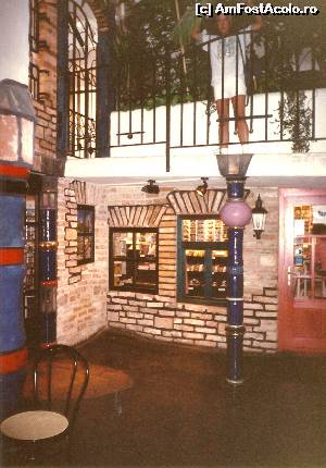[P12] Casa Hundertwasser - Viena - Austria » foto by Dan-Ioan
 - 
<span class="allrVoted glyphicon glyphicon-heart hidden" id="av566917"></span>
<a class="m-l-10 hidden" id="sv566917" onclick="voting_Foto_DelVot(,566917,461)" role="button">șterge vot <span class="glyphicon glyphicon-remove"></span></a>
<a id="v9566917" class=" c-red"  onclick="voting_Foto_SetVot(566917)" role="button"><span class="glyphicon glyphicon-heart-empty"></span> <b>LIKE</b> = Votează poza</a> <img class="hidden"  id="f566917W9" src="/imagini/loader.gif" border="0" /><span class="AjErrMes hidden" id="e566917ErM"></span>