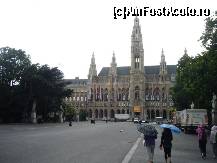 [P10] Viena - Rathaus, pe furtună. » foto by Dragoș_MD
 - 
<span class="allrVoted glyphicon glyphicon-heart hidden" id="av222038"></span>
<a class="m-l-10 hidden" id="sv222038" onclick="voting_Foto_DelVot(,222038,461)" role="button">șterge vot <span class="glyphicon glyphicon-remove"></span></a>
<a id="v9222038" class=" c-red"  onclick="voting_Foto_SetVot(222038)" role="button"><span class="glyphicon glyphicon-heart-empty"></span> <b>LIKE</b> = Votează poza</a> <img class="hidden"  id="f222038W9" src="/imagini/loader.gif" border="0" /><span class="AjErrMes hidden" id="e222038ErM"></span>