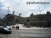 [P11] Viena - Parlamentul. » foto by Dragoș_MD
 - 
<span class="allrVoted glyphicon glyphicon-heart hidden" id="av222039"></span>
<a class="m-l-10 hidden" id="sv222039" onclick="voting_Foto_DelVot(,222039,461)" role="button">șterge vot <span class="glyphicon glyphicon-remove"></span></a>
<a id="v9222039" class=" c-red"  onclick="voting_Foto_SetVot(222039)" role="button"><span class="glyphicon glyphicon-heart-empty"></span> <b>LIKE</b> = Votează poza</a> <img class="hidden"  id="f222039W9" src="/imagini/loader.gif" border="0" /><span class="AjErrMes hidden" id="e222039ErM"></span>