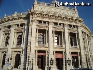 [P27] Teatrul » foto by andreea_c
 - 
<span class="allrVoted glyphicon glyphicon-heart hidden" id="av376677"></span>
<a class="m-l-10 hidden" id="sv376677" onclick="voting_Foto_DelVot(,376677,461)" role="button">șterge vot <span class="glyphicon glyphicon-remove"></span></a>
<a id="v9376677" class=" c-red"  onclick="voting_Foto_SetVot(376677)" role="button"><span class="glyphicon glyphicon-heart-empty"></span> <b>LIKE</b> = Votează poza</a> <img class="hidden"  id="f376677W9" src="/imagini/loader.gif" border="0" /><span class="AjErrMes hidden" id="e376677ErM"></span>
