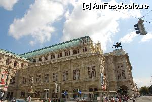 [P17] Viena, Opera de Stat din Viena, Staatsoper » foto by unq
 - 
<span class="allrVoted glyphicon glyphicon-heart hidden" id="av486093"></span>
<a class="m-l-10 hidden" id="sv486093" onclick="voting_Foto_DelVot(,486093,461)" role="button">șterge vot <span class="glyphicon glyphicon-remove"></span></a>
<a id="v9486093" class=" c-red"  onclick="voting_Foto_SetVot(486093)" role="button"><span class="glyphicon glyphicon-heart-empty"></span> <b>LIKE</b> = Votează poza</a> <img class="hidden"  id="f486093W9" src="/imagini/loader.gif" border="0" /><span class="AjErrMes hidden" id="e486093ErM"></span>