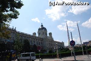 [P27] Viena, Maria-Theresien-Platz, Kunsthistorisches Museum (Muzeul de arte frumoase)  » foto by unq
 - 
<span class="allrVoted glyphicon glyphicon-heart hidden" id="av486113"></span>
<a class="m-l-10 hidden" id="sv486113" onclick="voting_Foto_DelVot(,486113,461)" role="button">șterge vot <span class="glyphicon glyphicon-remove"></span></a>
<a id="v9486113" class=" c-red"  onclick="voting_Foto_SetVot(486113)" role="button"><span class="glyphicon glyphicon-heart-empty"></span> <b>LIKE</b> = Votează poza</a> <img class="hidden"  id="f486113W9" src="/imagini/loader.gif" border="0" /><span class="AjErrMes hidden" id="e486113ErM"></span>