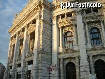 [P25] Austria - Viena - Teatrul National ( Burgtheater) » foto by Diaura*
 - 
<span class="allrVoted glyphicon glyphicon-heart hidden" id="av219509"></span>
<a class="m-l-10 hidden" id="sv219509" onclick="voting_Foto_DelVot(,219509,461)" role="button">șterge vot <span class="glyphicon glyphicon-remove"></span></a>
<a id="v9219509" class=" c-red"  onclick="voting_Foto_SetVot(219509)" role="button"><span class="glyphicon glyphicon-heart-empty"></span> <b>LIKE</b> = Votează poza</a> <img class="hidden"  id="f219509W9" src="/imagini/loader.gif" border="0" /><span class="AjErrMes hidden" id="e219509ErM"></span>