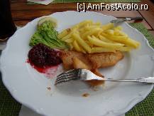 [P20] Curcan, cartofi prajiti, dulceata si ingrozitor de multa sare; 13 euro » foto by DanCld
 - 
<span class="allrVoted glyphicon glyphicon-heart hidden" id="av216993"></span>
<a class="m-l-10 hidden" id="sv216993" onclick="voting_Foto_DelVot(,216993,464)" role="button">șterge vot <span class="glyphicon glyphicon-remove"></span></a>
<a id="v9216993" class=" c-red"  onclick="voting_Foto_SetVot(216993)" role="button"><span class="glyphicon glyphicon-heart-empty"></span> <b>LIKE</b> = Votează poza</a> <img class="hidden"  id="f216993W9" src="/imagini/loader.gif" border="0" /><span class="AjErrMes hidden" id="e216993ErM"></span>