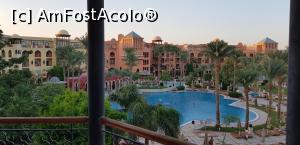 [P03] vedere din balcon asupra unei piscine. in fata este barul Pergola » foto by adutza_ghiocel
 - 
<span class="allrVoted glyphicon glyphicon-heart hidden" id="av1107537"></span>
<a class="m-l-10 hidden" id="sv1107537" onclick="voting_Foto_DelVot(,1107537,469)" role="button">șterge vot <span class="glyphicon glyphicon-remove"></span></a>
<a id="v91107537" class=" c-red"  onclick="voting_Foto_SetVot(1107537)" role="button"><span class="glyphicon glyphicon-heart-empty"></span> <b>LIKE</b> = Votează poza</a> <img class="hidden"  id="f1107537W9" src="/imagini/loader.gif" border="0" /><span class="AjErrMes hidden" id="e1107537ErM"></span>