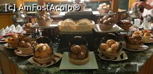 [P32] zeci de sortimente de paine » foto by adutza_ghiocel
 - 
<span class="allrVoted glyphicon glyphicon-heart hidden" id="av1107572"></span>
<a class="m-l-10 hidden" id="sv1107572" onclick="voting_Foto_DelVot(,1107572,469)" role="button">șterge vot <span class="glyphicon glyphicon-remove"></span></a>
<a id="v91107572" class=" c-red"  onclick="voting_Foto_SetVot(1107572)" role="button"><span class="glyphicon glyphicon-heart-empty"></span> <b>LIKE</b> = Votează poza</a> <img class="hidden"  id="f1107572W9" src="/imagini/loader.gif" border="0" /><span class="AjErrMes hidden" id="e1107572ErM"></span>