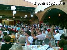 [P25] Taverna plina de turistii veniti din toate colturile lumii » foto by corinne
 - 
<span class="allrVoted glyphicon glyphicon-heart hidden" id="av53735"></span>
<a class="m-l-10 hidden" id="sv53735" onclick="voting_Foto_DelVot(,53735,481)" role="button">șterge vot <span class="glyphicon glyphicon-remove"></span></a>
<a id="v953735" class=" c-red"  onclick="voting_Foto_SetVot(53735)" role="button"><span class="glyphicon glyphicon-heart-empty"></span> <b>LIKE</b> = Votează poza</a> <img class="hidden"  id="f53735W9" src="/imagini/loader.gif" border="0" /><span class="AjErrMes hidden" id="e53735ErM"></span>