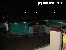 [P19] Piscina noaptea » foto by luckhass
 - 
<span class="allrVoted glyphicon glyphicon-heart hidden" id="av117022"></span>
<a class="m-l-10 hidden" id="sv117022" onclick="voting_Foto_DelVot(,117022,546)" role="button">șterge vot <span class="glyphicon glyphicon-remove"></span></a>
<a id="v9117022" class=" c-red"  onclick="voting_Foto_SetVot(117022)" role="button"><span class="glyphicon glyphicon-heart-empty"></span> <b>LIKE</b> = Votează poza</a> <img class="hidden"  id="f117022W9" src="/imagini/loader.gif" border="0" /><span class="AjErrMes hidden" id="e117022ErM"></span>