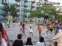 [P31] Minidiscoteca cu cei mici in fiecare seara » foto by Winwin
 - 
<span class="allrVoted glyphicon glyphicon-heart hidden" id="av214273"></span>
<a class="m-l-10 hidden" id="sv214273" onclick="voting_Foto_DelVot(,214273,549)" role="button">șterge vot <span class="glyphicon glyphicon-remove"></span></a>
<a id="v9214273" class=" c-red"  onclick="voting_Foto_SetVot(214273)" role="button"><span class="glyphicon glyphicon-heart-empty"></span> <b>LIKE</b> = Votează poza</a> <img class="hidden"  id="f214273W9" src="/imagini/loader.gif" border="0" /><span class="AjErrMes hidden" id="e214273ErM"></span>