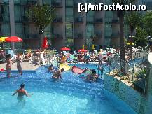 [P03] Piscina exterioara, acces la topogane :) » foto by georgeroiu
 - 
<span class="allrVoted glyphicon glyphicon-heart hidden" id="av253047"></span>
<a class="m-l-10 hidden" id="sv253047" onclick="voting_Foto_DelVot(,253047,549)" role="button">șterge vot <span class="glyphicon glyphicon-remove"></span></a>
<a id="v9253047" class=" c-red"  onclick="voting_Foto_SetVot(253047)" role="button"><span class="glyphicon glyphicon-heart-empty"></span> <b>LIKE</b> = Votează poza</a> <img class="hidden"  id="f253047W9" src="/imagini/loader.gif" border="0" /><span class="AjErrMes hidden" id="e253047ErM"></span>