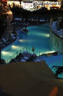 [P08] Piscina vazuta seara de pe balcon » foto by mihaela dura
 - 
<span class="allrVoted glyphicon glyphicon-heart hidden" id="av91630"></span>
<a class="m-l-10 hidden" id="sv91630" onclick="voting_Foto_DelVot(,91630,549)" role="button">șterge vot <span class="glyphicon glyphicon-remove"></span></a>
<a id="v991630" class=" c-red"  onclick="voting_Foto_SetVot(91630)" role="button"><span class="glyphicon glyphicon-heart-empty"></span> <b>LIKE</b> = Votează poza</a> <img class="hidden"  id="f91630W9" src="/imagini/loader.gif" border="0" /><span class="AjErrMes hidden" id="e91630ErM"></span>