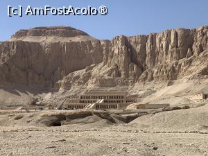 [P01] Templul Hatsepsut din Luxor » foto by AZE
 - 
<span class="allrVoted glyphicon glyphicon-heart hidden" id="av1418292"></span>
<a class="m-l-10 hidden" id="sv1418292" onclick="voting_Foto_DelVot(,1418292,566)" role="button">șterge vot <span class="glyphicon glyphicon-remove"></span></a>
<a id="v91418292" class=" c-red"  onclick="voting_Foto_SetVot(1418292)" role="button"><span class="glyphicon glyphicon-heart-empty"></span> <b>LIKE</b> = Votează poza</a> <img class="hidden"  id="f1418292W9" src="/imagini/loader.gif" border="0" /><span class="AjErrMes hidden" id="e1418292ErM"></span>