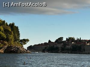 [P44] Sveti Stefan » foto by ciobi2309
 - 
<span class="allrVoted glyphicon glyphicon-heart hidden" id="av1499336"></span>
<a class="m-l-10 hidden" id="sv1499336" onclick="voting_Foto_DelVot(,1499336,595)" role="button">șterge vot <span class="glyphicon glyphicon-remove"></span></a>
<a id="v91499336" class=" c-red"  onclick="voting_Foto_SetVot(1499336)" role="button"><span class="glyphicon glyphicon-heart-empty"></span> <b>LIKE</b> = Votează poza</a> <img class="hidden"  id="f1499336W9" src="/imagini/loader.gif" border="0" /><span class="AjErrMes hidden" id="e1499336ErM"></span>