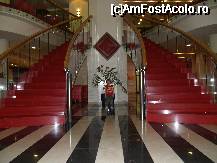 [P08] Holul hotelului » foto by pepsi70ro
 - 
<span class="allrVoted glyphicon glyphicon-heart hidden" id="av22362"></span>
<a class="m-l-10 hidden" id="sv22362" onclick="voting_Foto_DelVot(,22362,621)" role="button">șterge vot <span class="glyphicon glyphicon-remove"></span></a>
<a id="v922362" class=" c-red"  onclick="voting_Foto_SetVot(22362)" role="button"><span class="glyphicon glyphicon-heart-empty"></span> <b>LIKE</b> = Votează poza</a> <img class="hidden"  id="f22362W9" src="/imagini/loader.gif" border="0" /><span class="AjErrMes hidden" id="e22362ErM"></span>